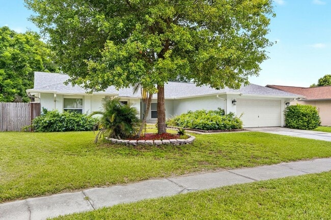 Foto del edificio - Available Immediately!