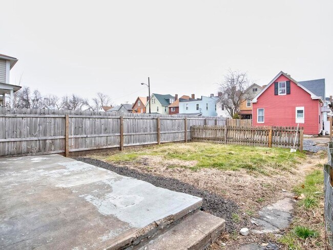Foto del edificio - 3 Bedroom Updated Home in Aliquippa