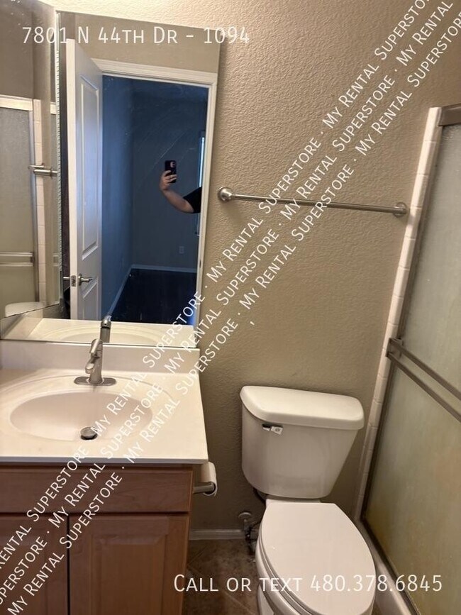 Foto del edificio - 7801 N 44th Dr