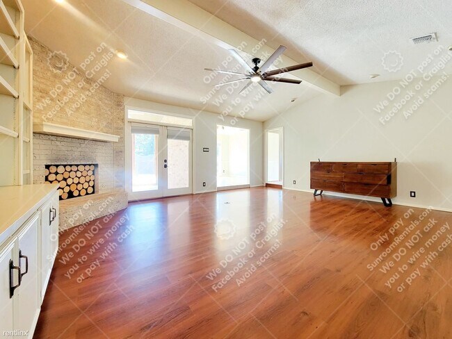 Building Photo - 3 br, 2 bath House - 2605 Hilltop St