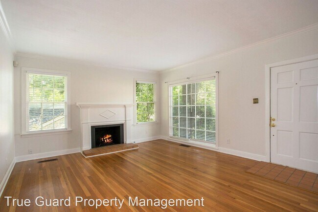 Foto del edificio - 3 br, 2 bath House - 3809 Bellaire Drive S...