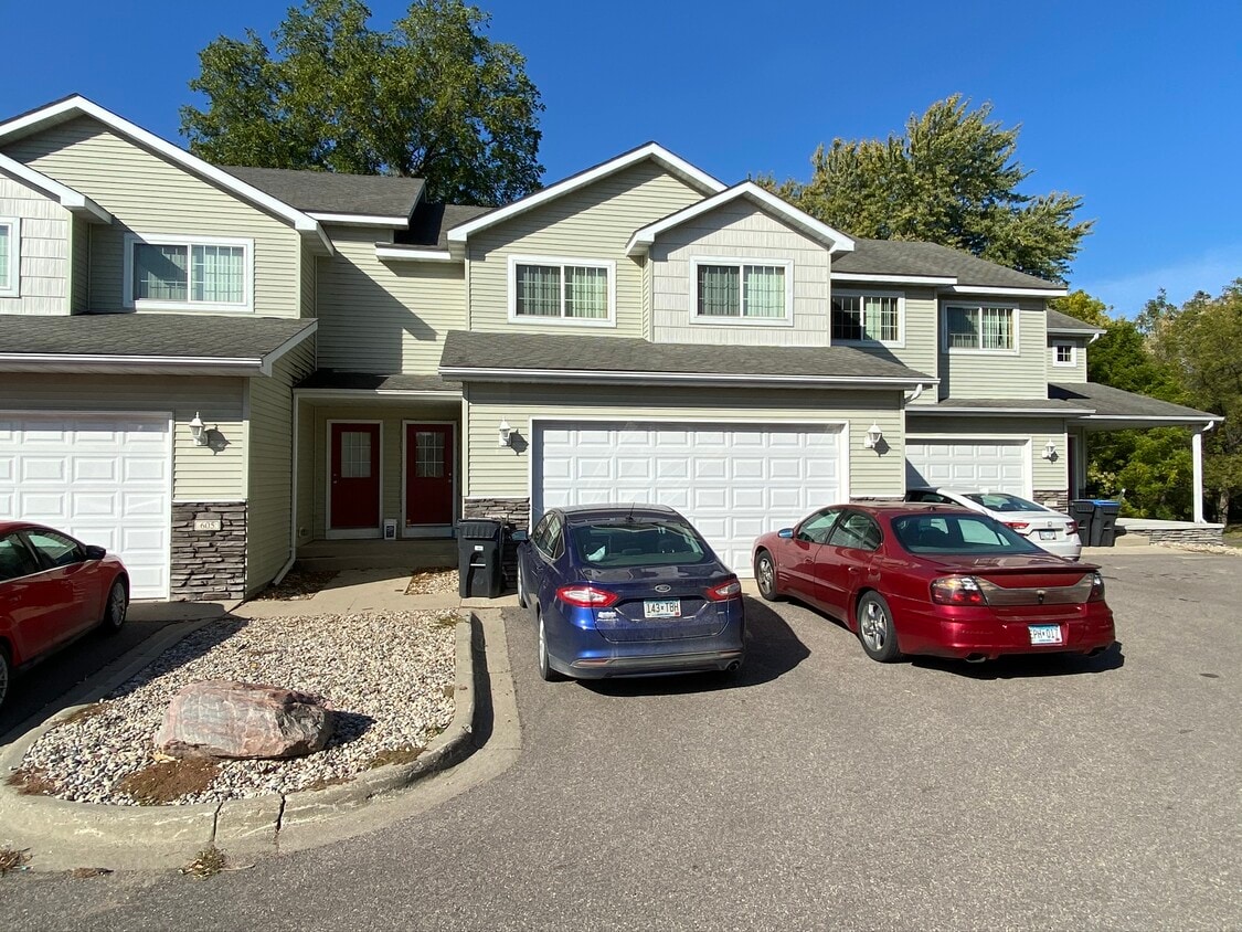 605 Agency Rd, Mankato, MN 56001 Townhome Rentals in Mankato MN