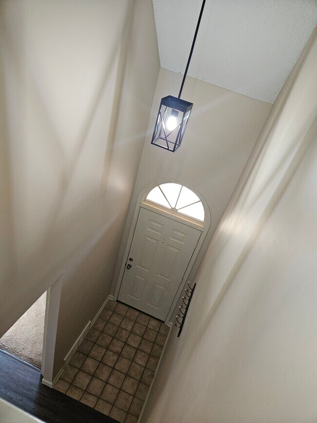 Building Photo - 1841 Dewars Cove N