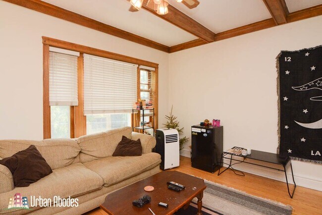 Building Photo - 6310 N Glenwood Ave