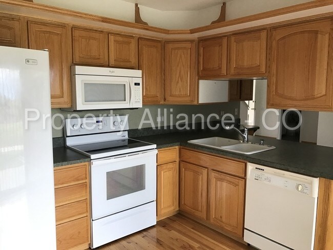Building Photo - 2667 S Xanadu Way