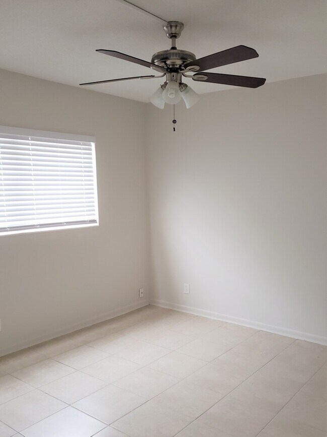 Del Rio Apartment Homes Apartments in Boca Raton, FL