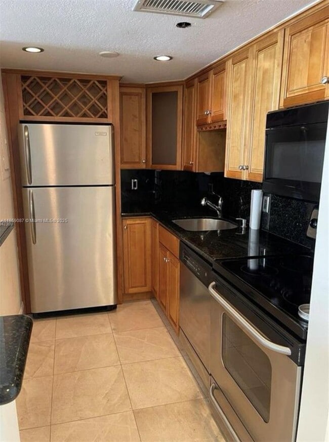 Foto del edificio - 770 Claughton Island Dr