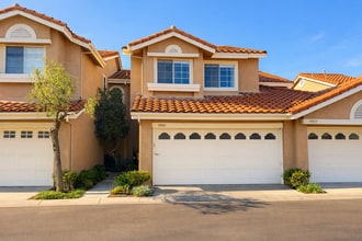 Building Photo - 4905 Santo Dr