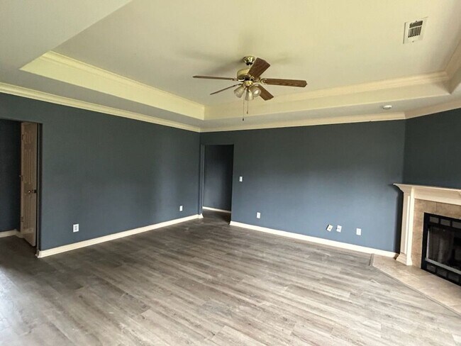 Foto del edificio - 4 bedroom 2 bath home available in Bentonville!