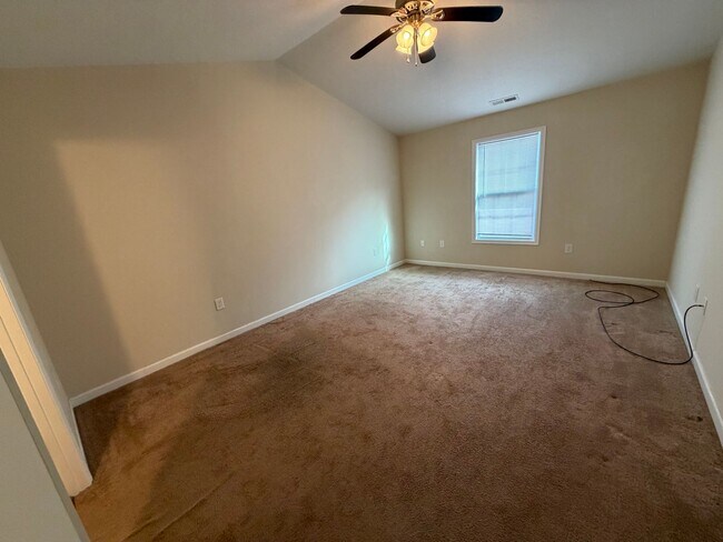 Foto del edificio - 22 Skylar Ct