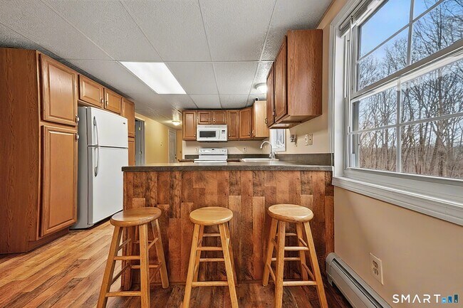 Foto del edificio - 15 Indian Hill Ln