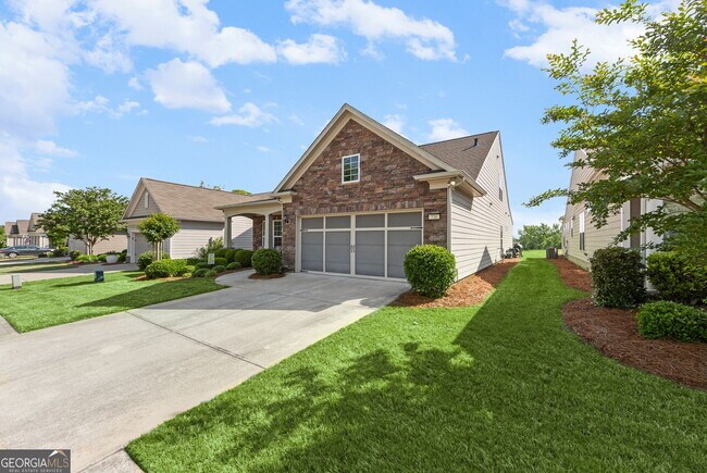 Building Photo - 736 Firefly Ct