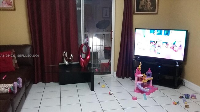 Building Photo - 3021 W 76th St