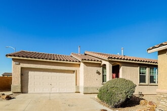 Building Photo - 548 Bayo Canyon Ct