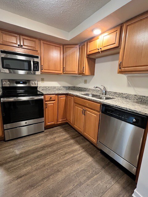 Cocina - 219 Lily Ct