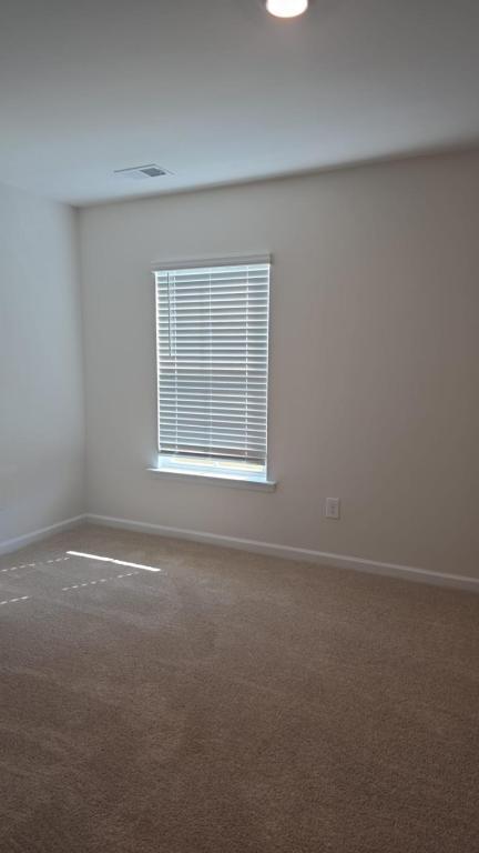 Foto del edificio - 2141 Monk Dr