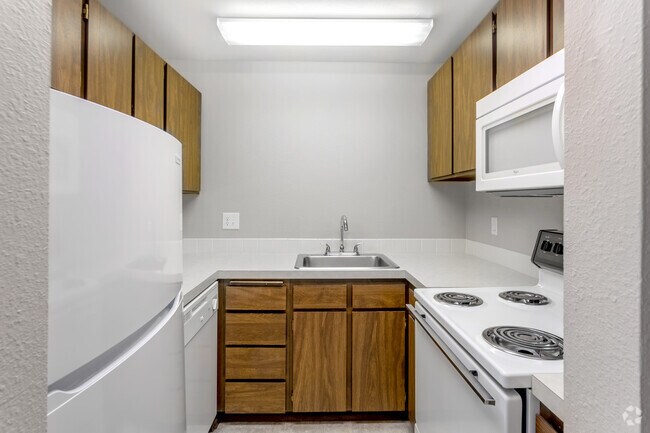 Elm 1BR, 1BA - 672SF - Cocina - Timbers Apartments