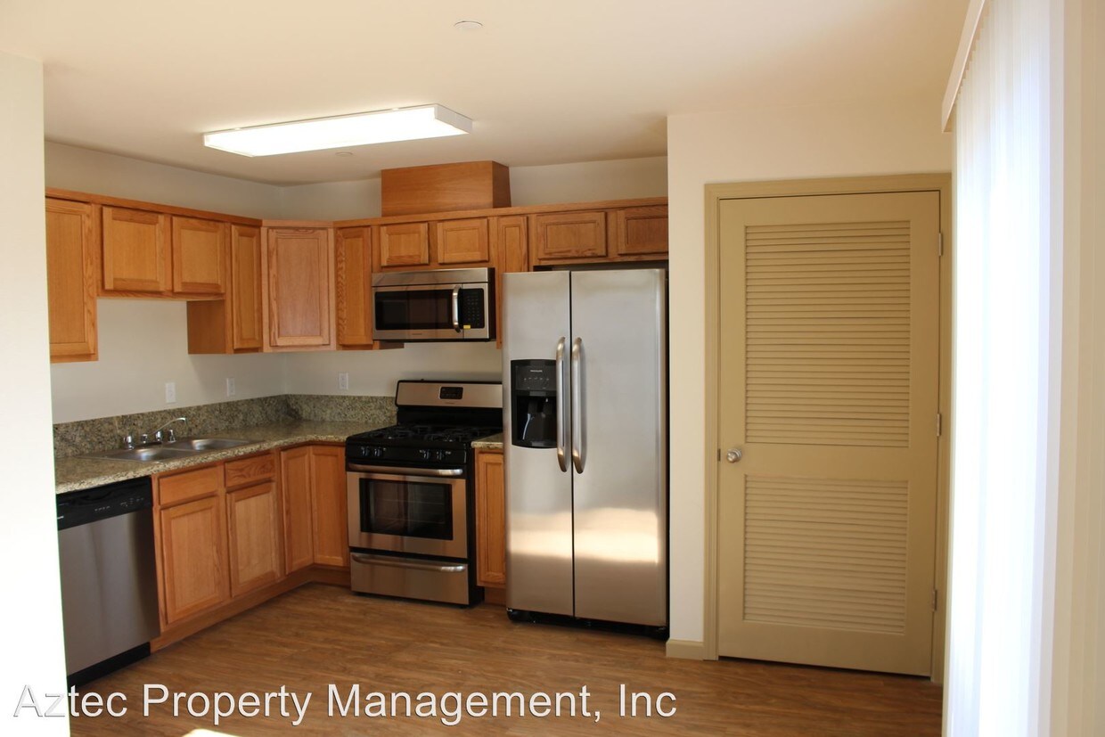 5962 Woodland Dr, Marysville, CA 95901 Condo for Rent in Marysville