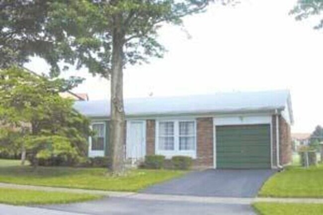 Building Photo - 9220 Wendell Way