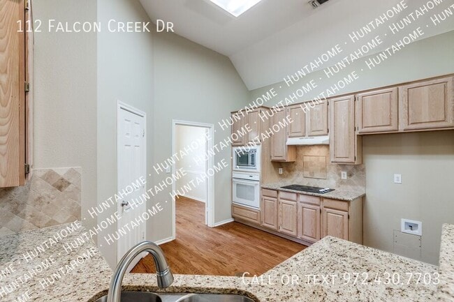 Building Photo - 112 Falcon Creek Dr