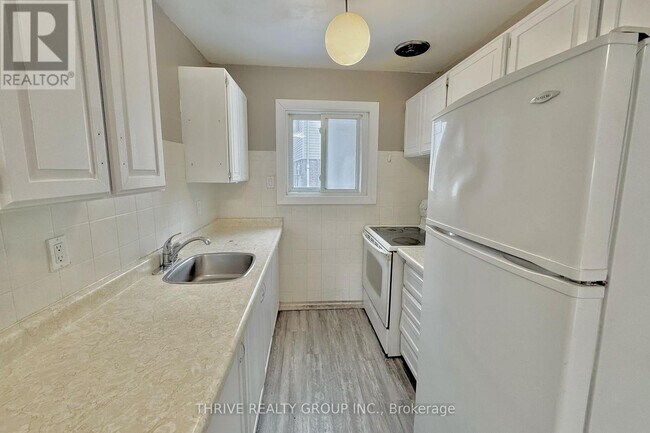 Building Photo - 1775 Culver Dr