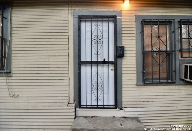Foto del edificio - 411 COURTLAND PL