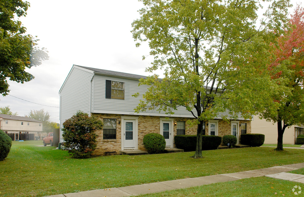 Primary Photo - 2388-2436 Laurelwood Dr