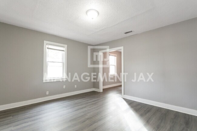 Foto del edificio - 2568 Commonwealth Ave