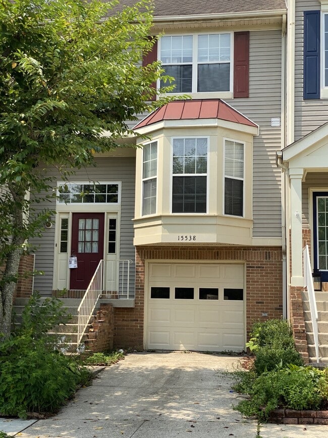 Building Photo - 15538 Port Washington Ct