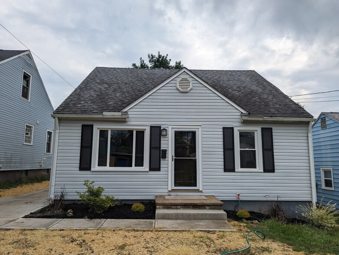 2460 Albrecht Ave, Akron, OH 44312 House Rental in Akron, OH