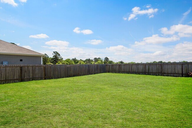 Foto del edificio - 23403 Cranberry Grader Ln