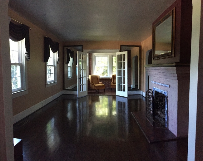 Building Photo - 157 Linden Ave
