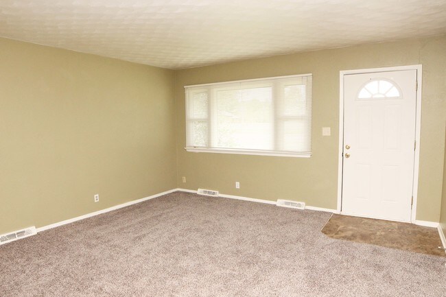 Foto del edificio - 1024 N Taft Hill Rd