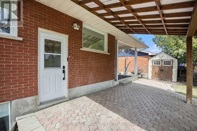 Building Photo - 19 Sherry Ln