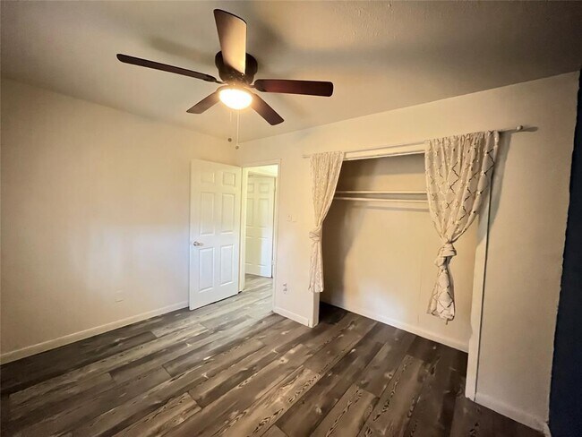 Foto del edificio - 4224 Hoffman St
