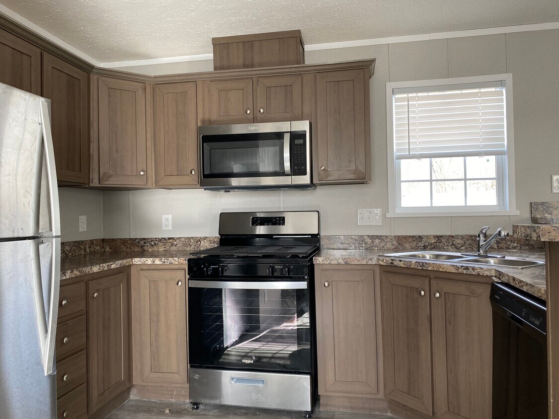 3444 Wayside Terrace, Lansing, MI 48917 House Rental in Lansing, MI