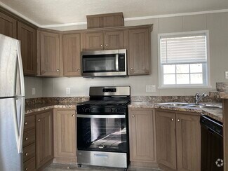 Building Photo - 3444 Wayside Terrace