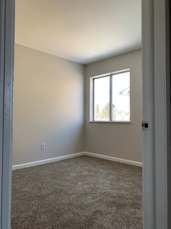 Bedroom#2 - 8727 Candlewood Trail