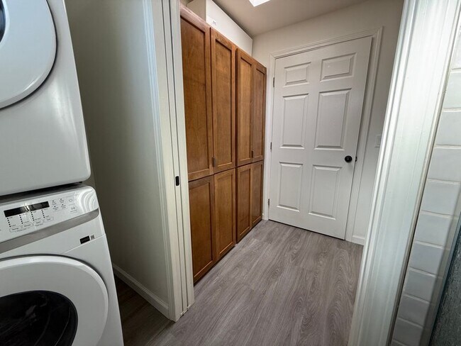 Foto del edificio - 5564 E Camden St