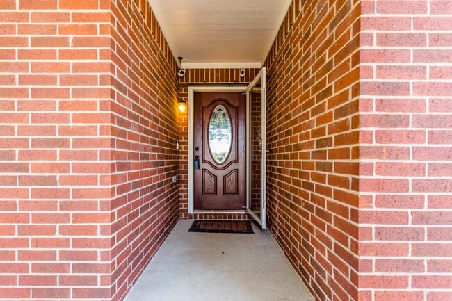 Building Photo - 2834 Trinity Glen Ln