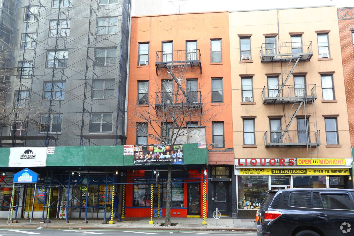 Foto principal - 1471 1st Ave