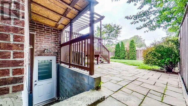 Photo du bâtiment - 156 Townsgate Dr