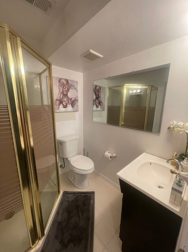 Building Photo - 19512 Taverney Dr