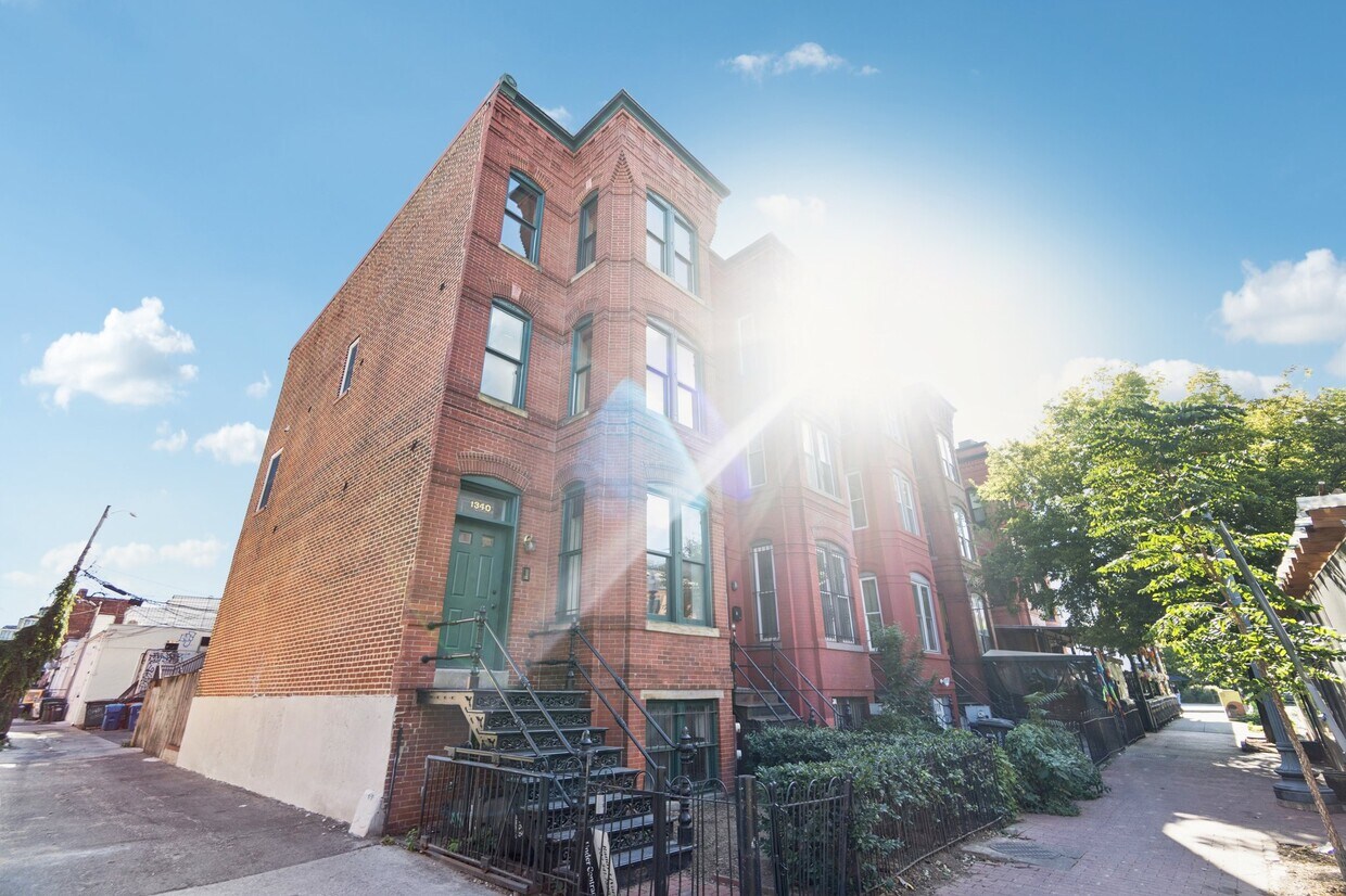Foto principal - 1340 T St NW
