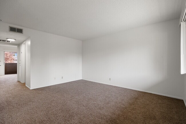 Foto del edificio - Campus Place Apartments