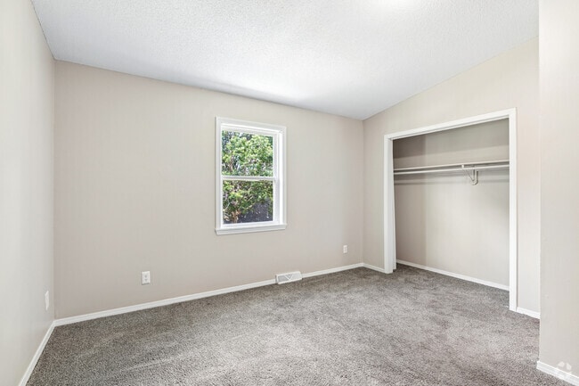 2BR, 2.5BA - 1,188SF - Primary Bedroom - Rock Quarry Village
