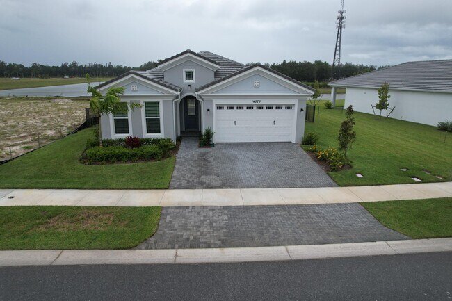 Foto del edificio - 14075 Spruce Pne Dr