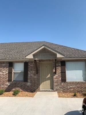 Building Photo - 454 B Ave