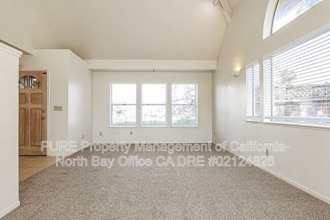 Foto del edificio - 1336 Jennings Park Way