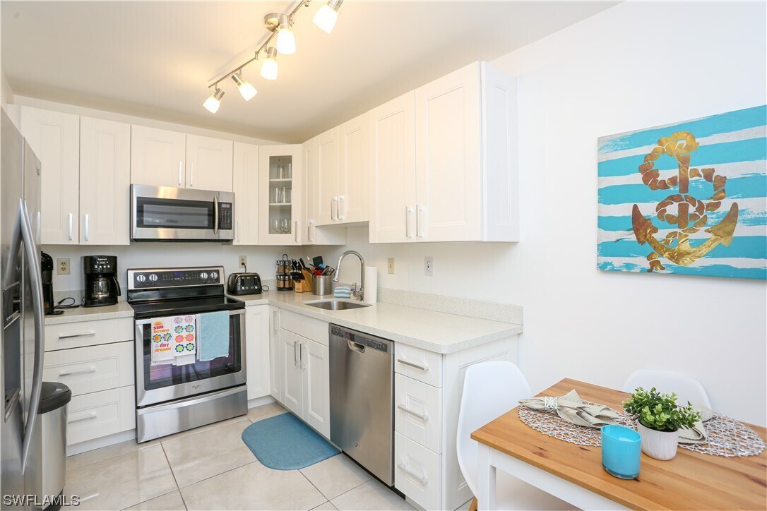 Primary Photo - 1522 Mainsail Dr